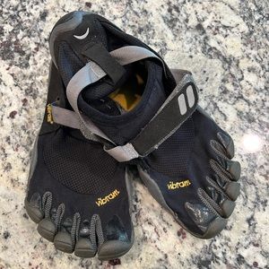 Vibram FiveFingers shoes